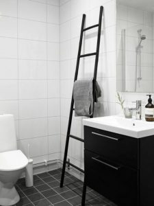 leaning towel ladder